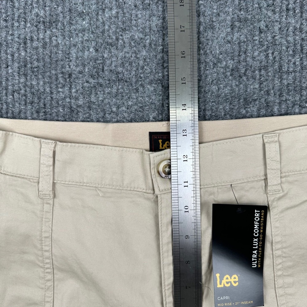 Lee Capri Pants Womens 18M Ultra Lux Comfort Pioneer Beige NWT Utility - Picture 11 of 15